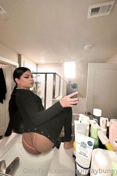 Fotos calientes YourPlayBunny de desnudos