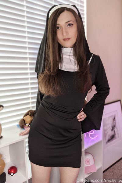 Photos de nu Michelle Alter sexy