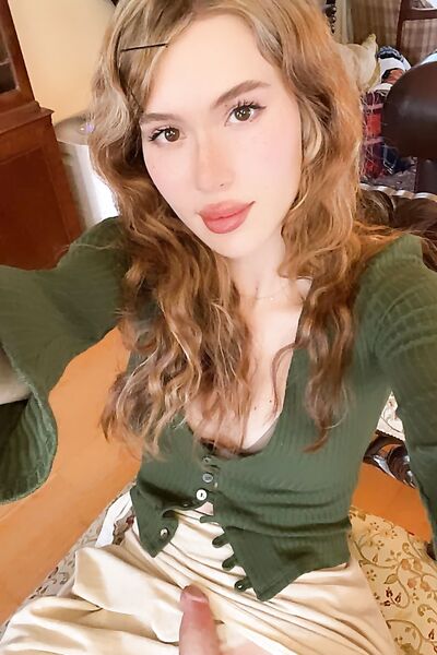 Foto hot Porcelaingoirl di nudi