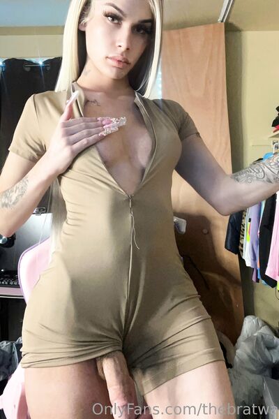 Fotos calientes TheBratWayy de desnudos