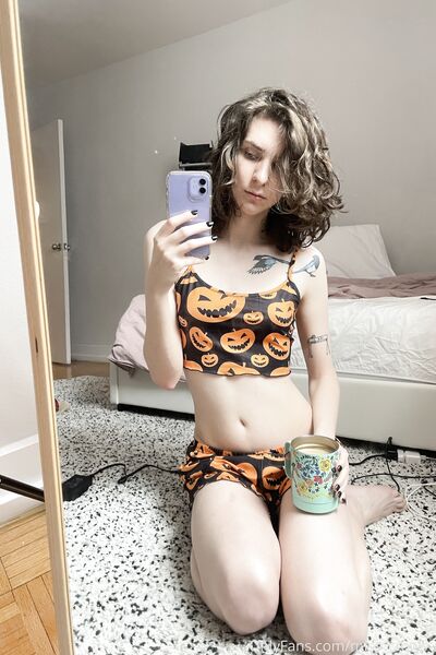 Photos de nu Aoife Bee sexy