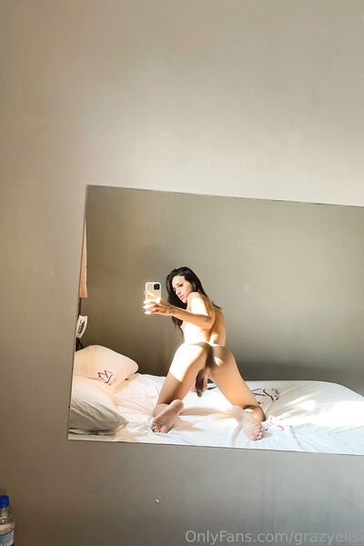 Foto hot Grazyelisilva di nudi