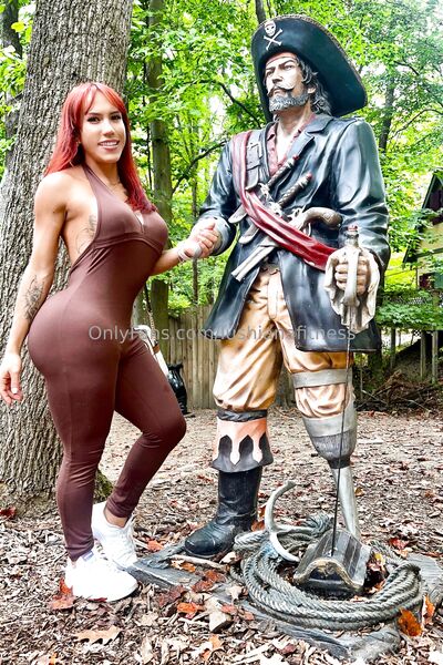 Fotos calientes Lushianafitness de desnudos