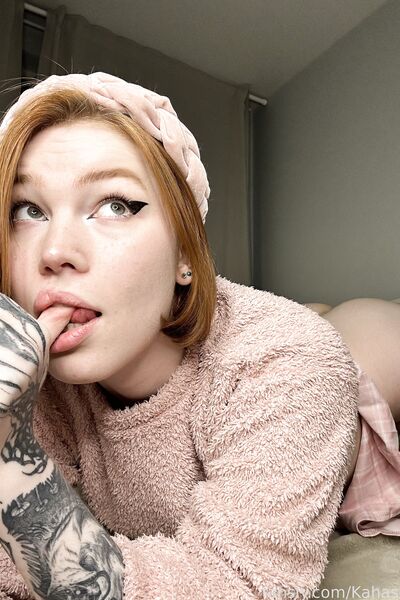 Fotos calientes Kahasani de desnudos
