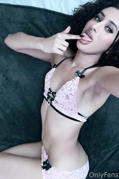 Fotos calientes Lina Legend de desnudos