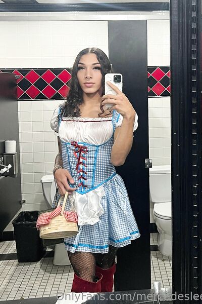Foto hot Mercedes Trujilo di nudi