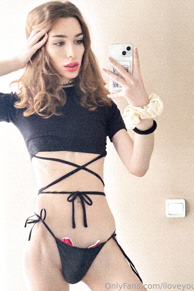Exclusivo AntoniA, também conhecido como Iloveyoutiii – Fotos nuas