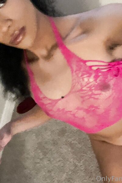 Fotos calientes Luvlylunaxo de desnudos