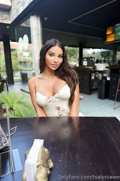 Alyssa West Fotos nuas (20 fotos)