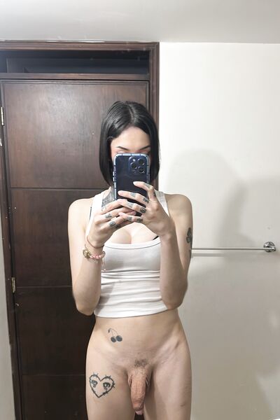 Fotos calientes Allyours555 de desnudos