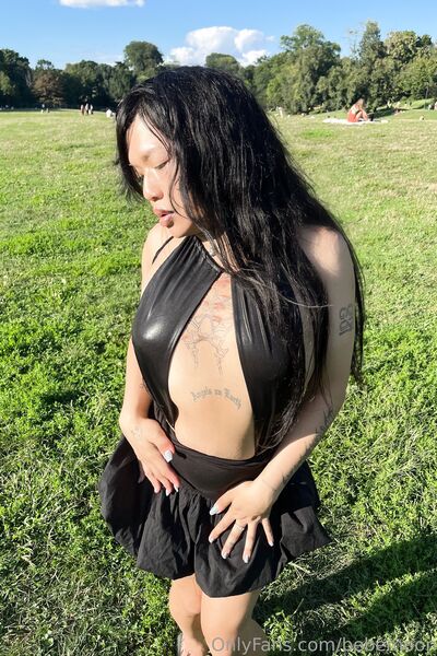 Foto hot Bebe Moon di nudi