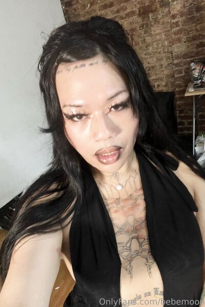 Foto hot Bebe Moon di nudi