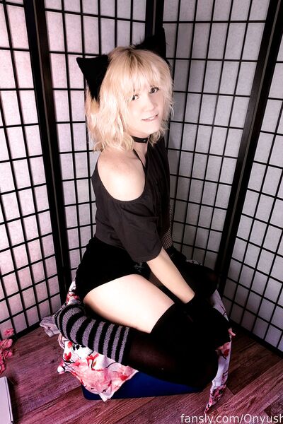Foto hot Onyushka di nudi