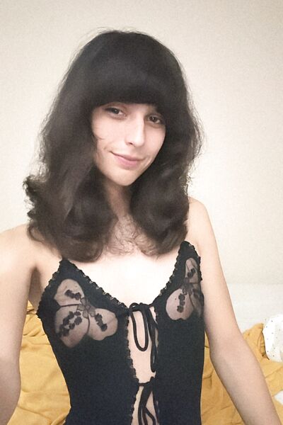 Fotos sensuais Kittykaz de nudez