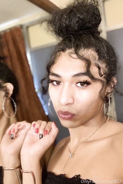Fotos sensuais Luma Lavont de nudez