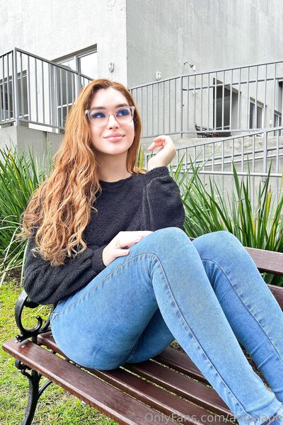 Fotos sensuais Angela Peres de nudez