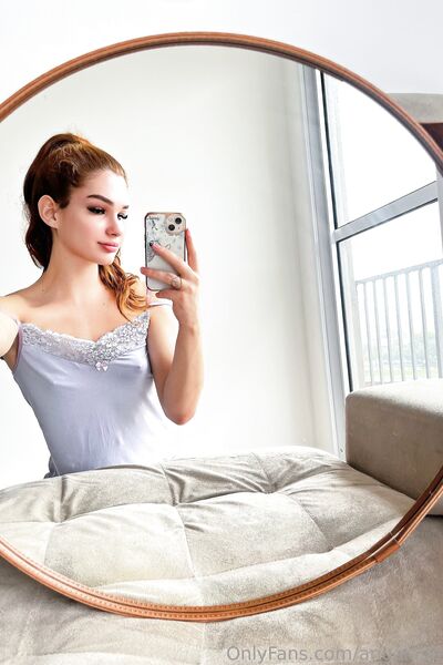 Fotos sensuais Angela Peres de nudez