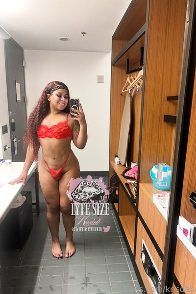 Photos sexy krisdabarb alias Kendoll nues