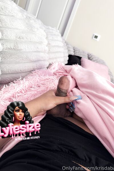 Photos sexy krisdabarb alias Kendoll nues