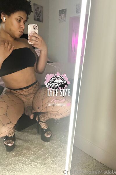 Photos sexy krisdabarb alias Kendoll nues