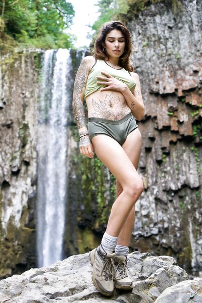 Fotos sensuais Julia Geltsman de nudez