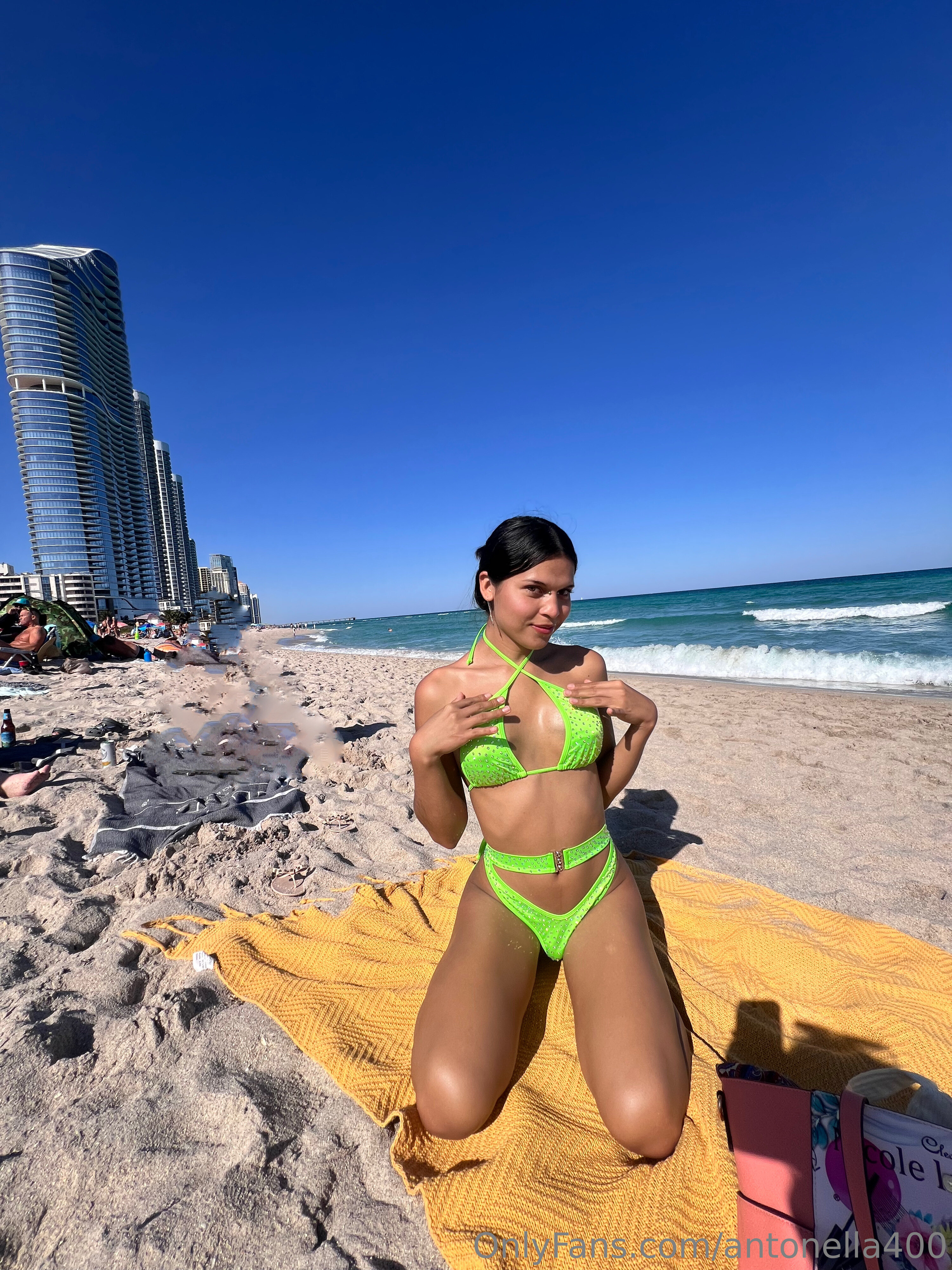 Hot Antonella Morena Exclusive Photos