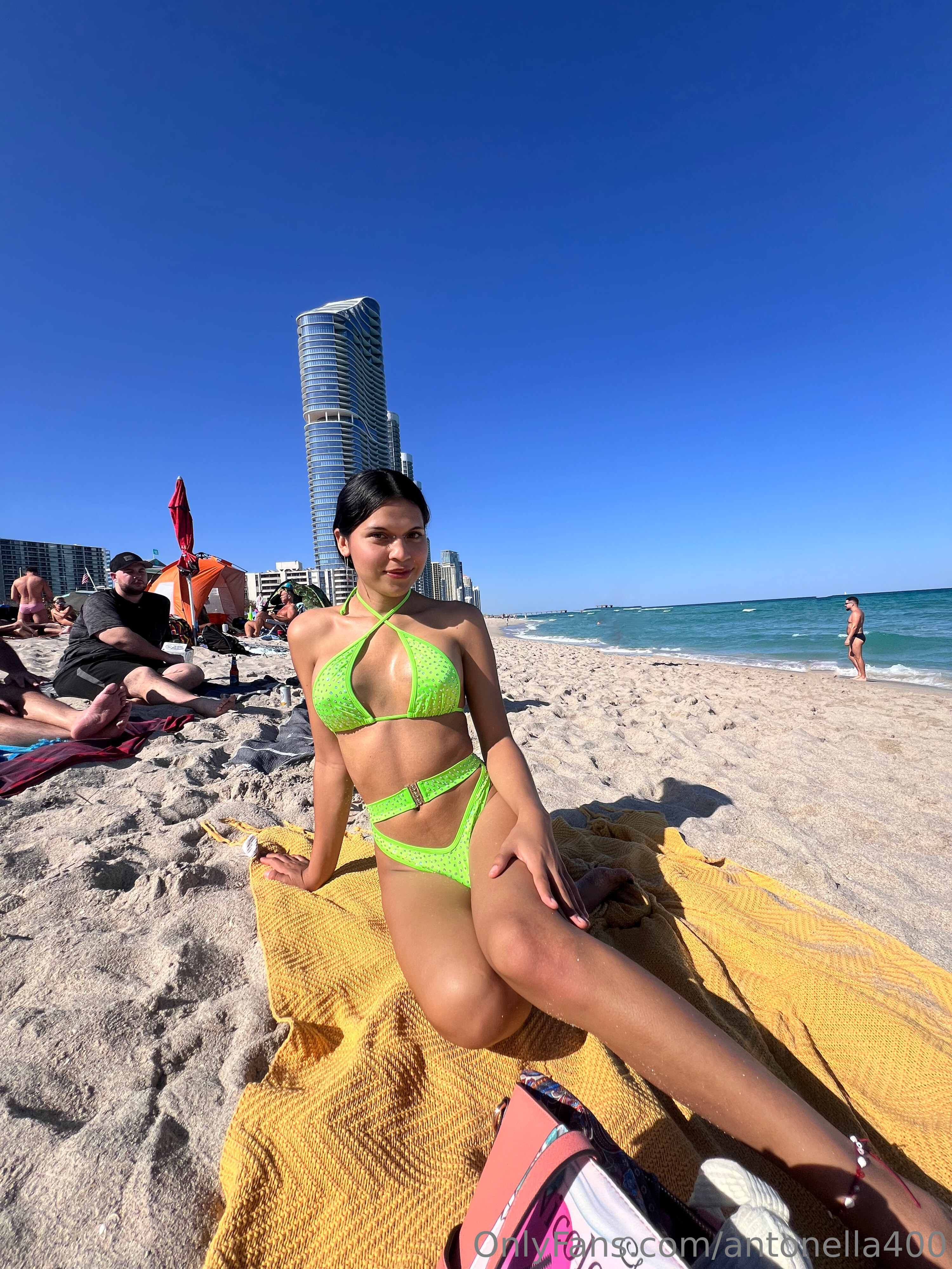 Hot Antonella Morena Exclusive Photos