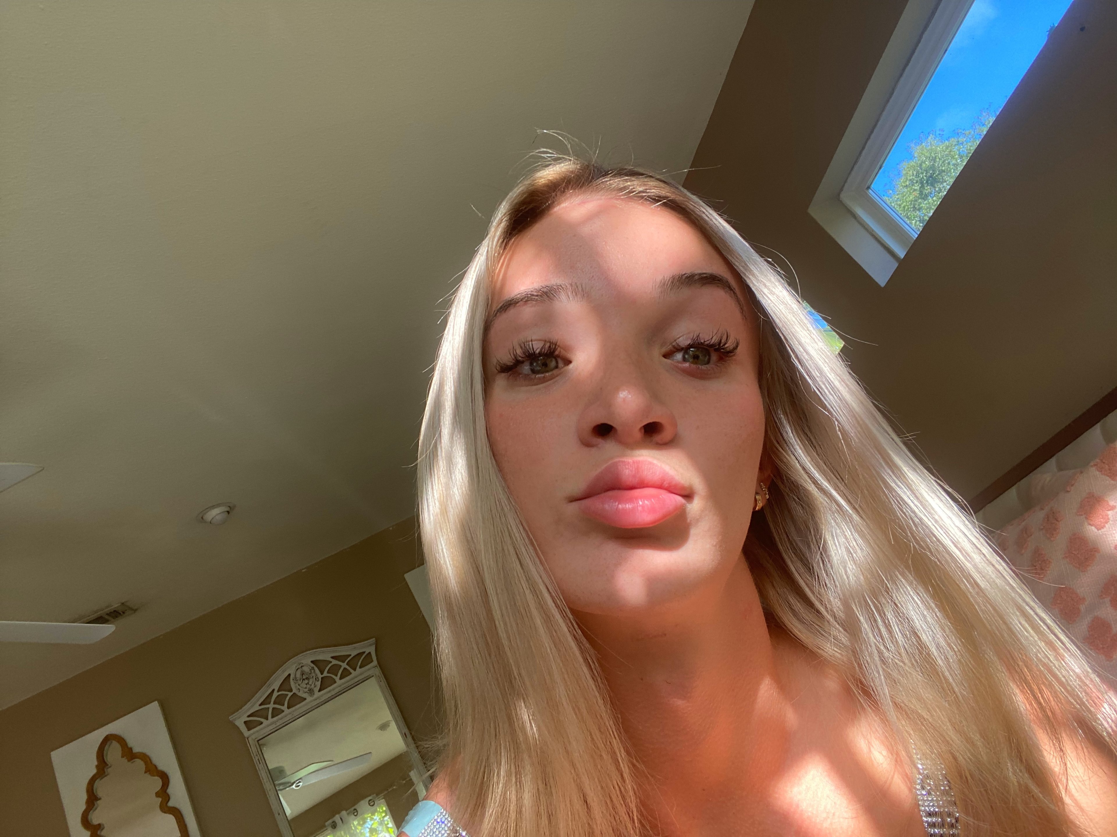 Hot Stella Samore Nude Photos