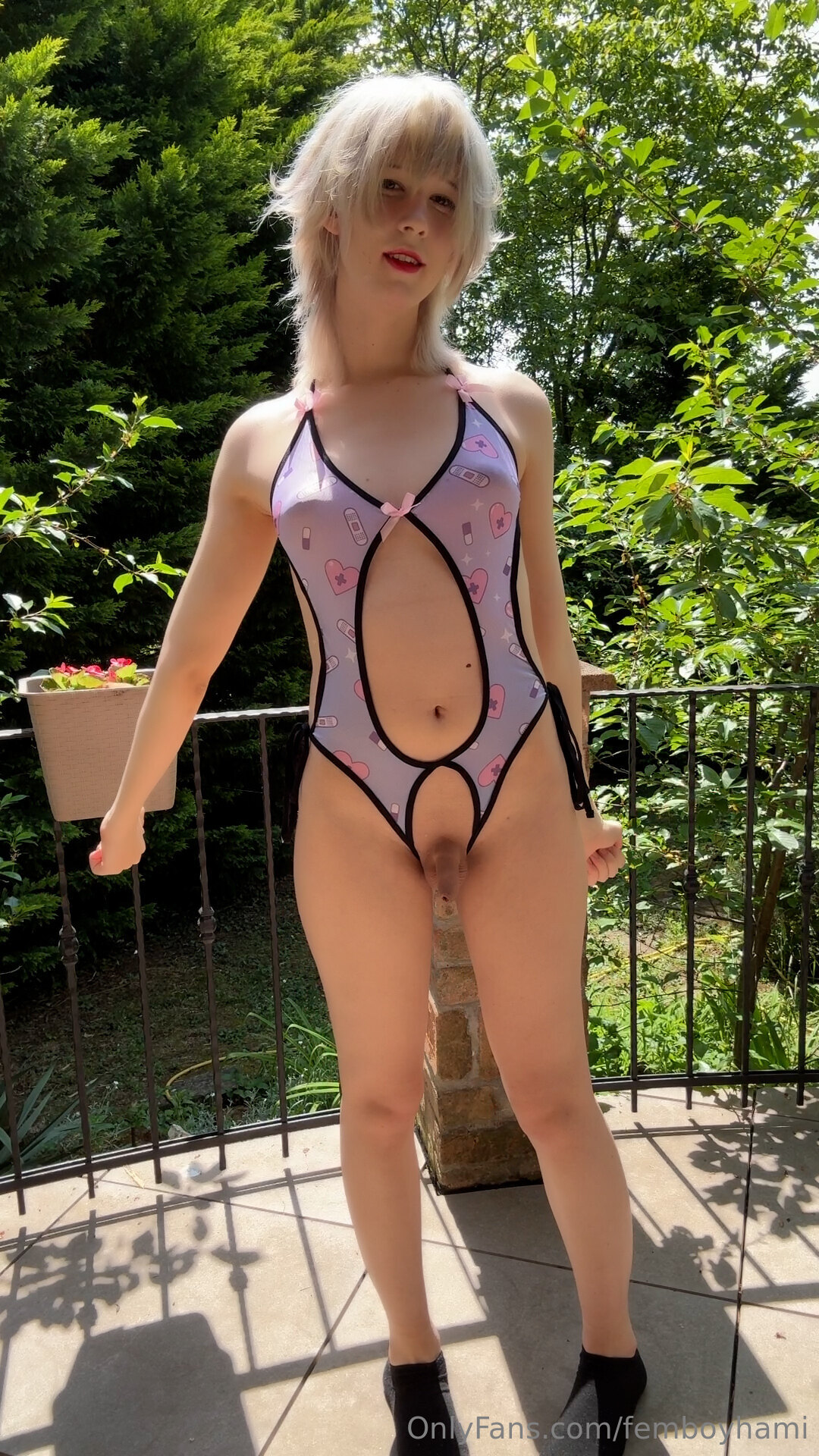 Hot Femboy Hami Nude Photos