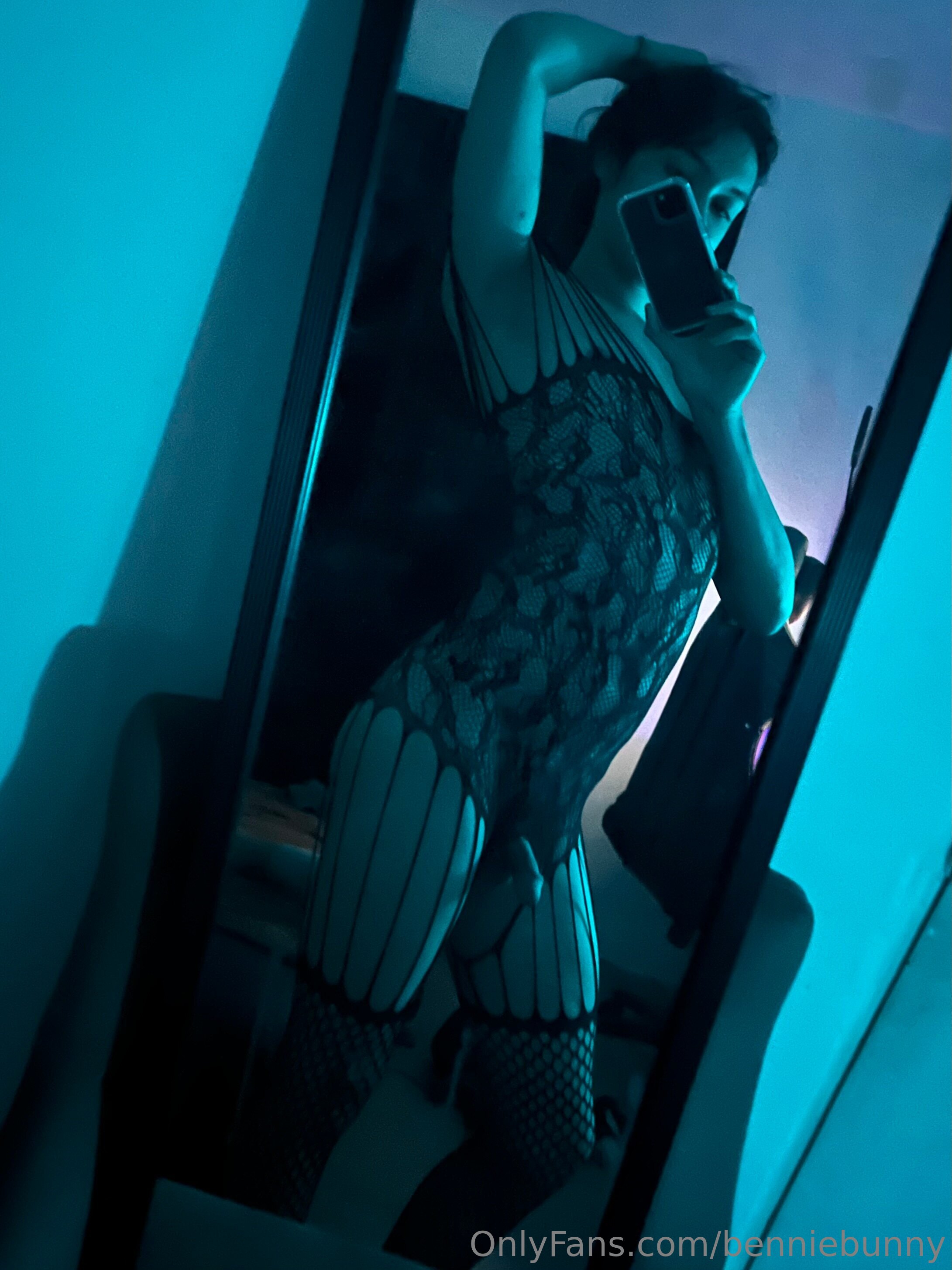 Hot Bennie Bunny Nude Photos
