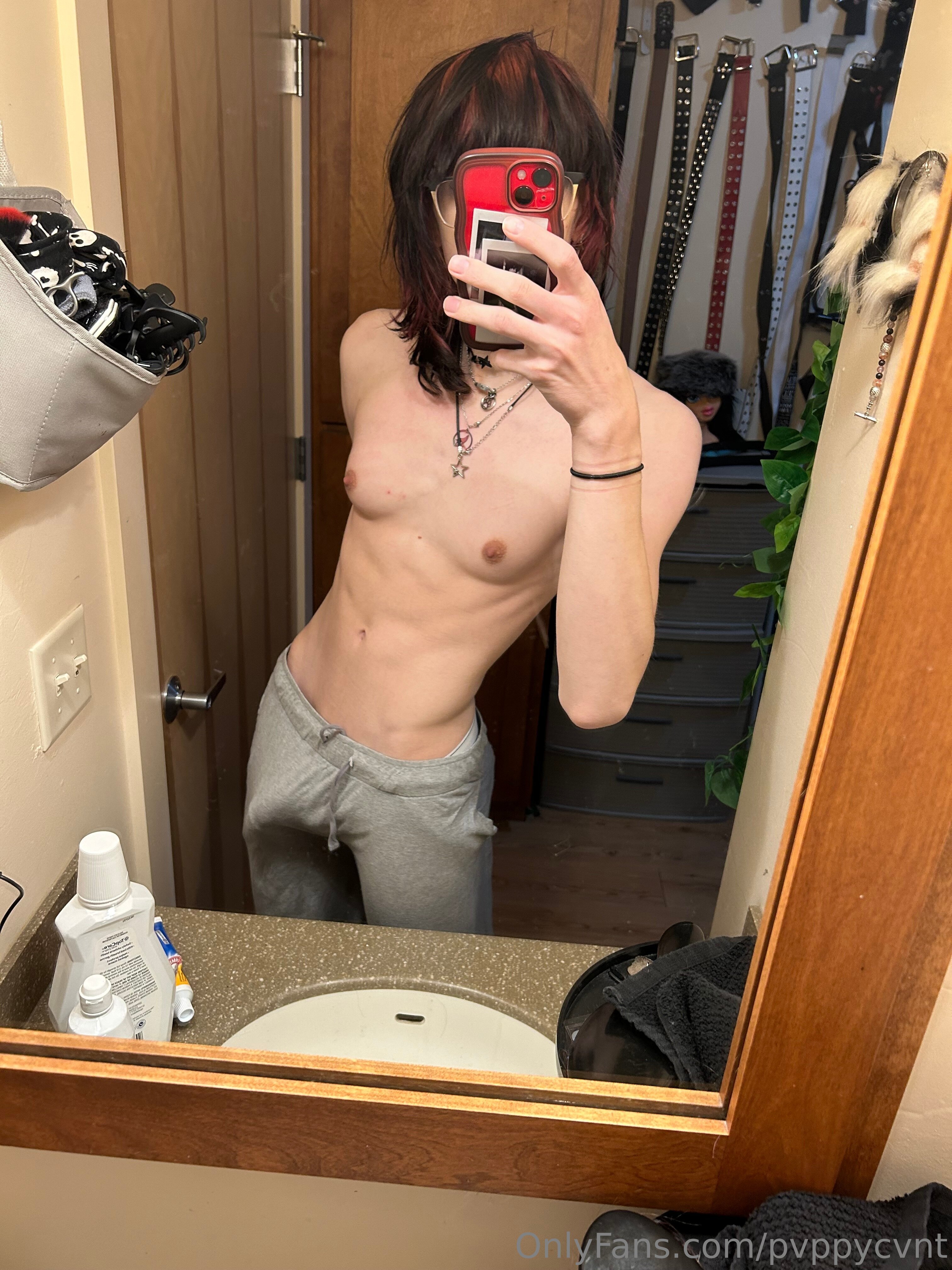 Hot FauxFox Nude Photos