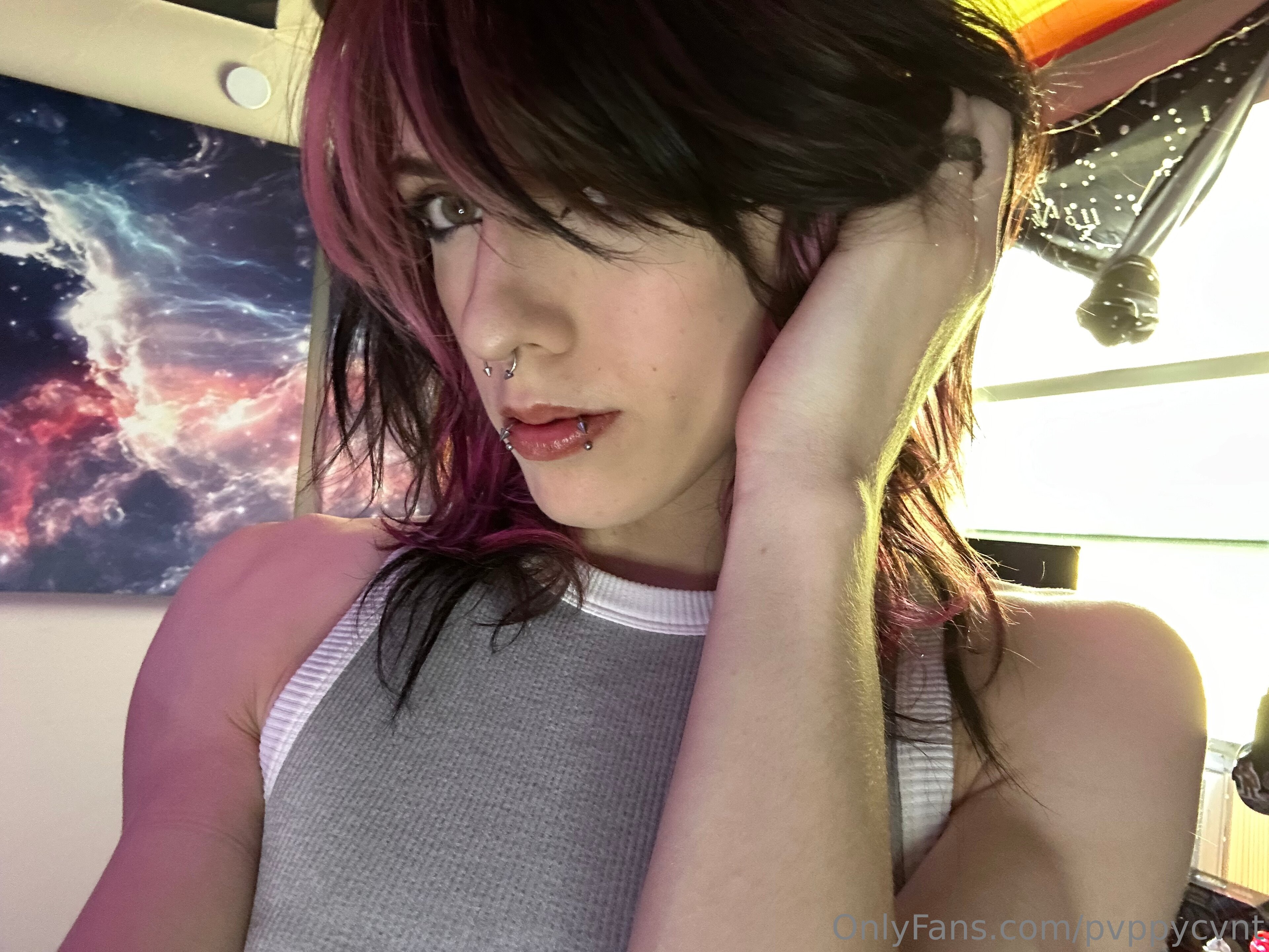 Hot FauxFox Nude Photos