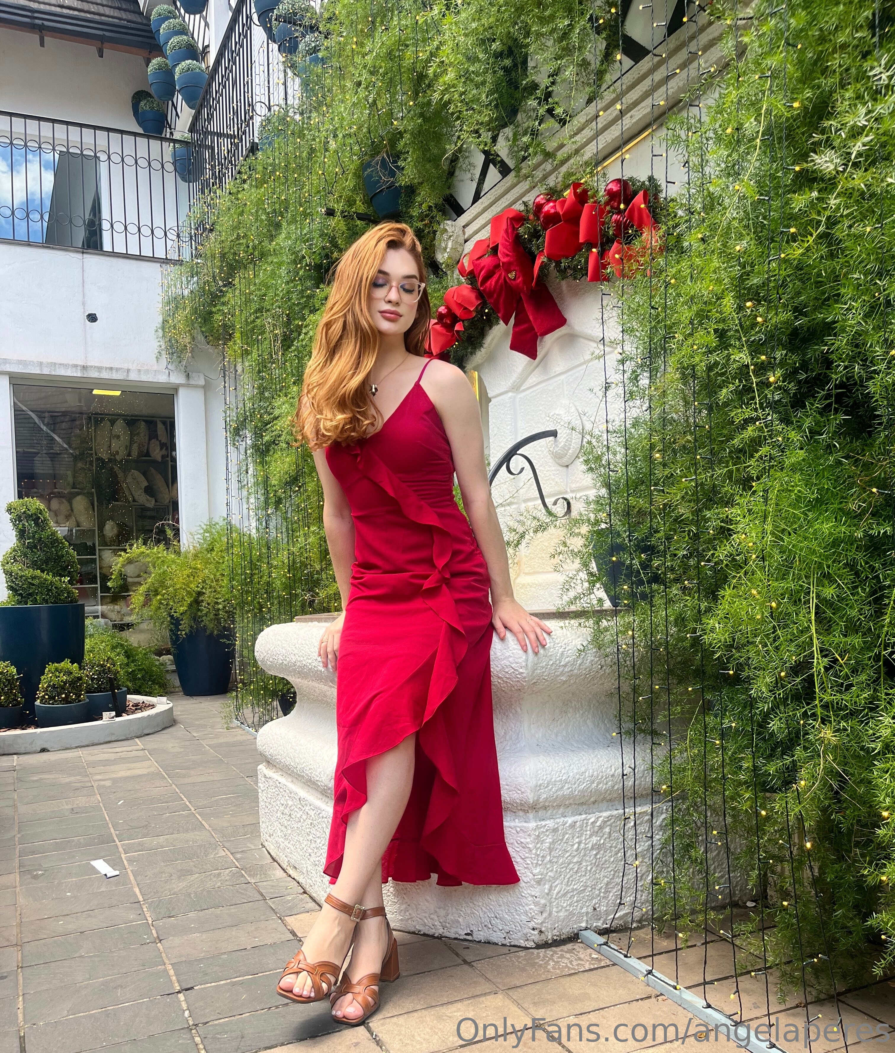 Hot Angela Peres Nude Photos