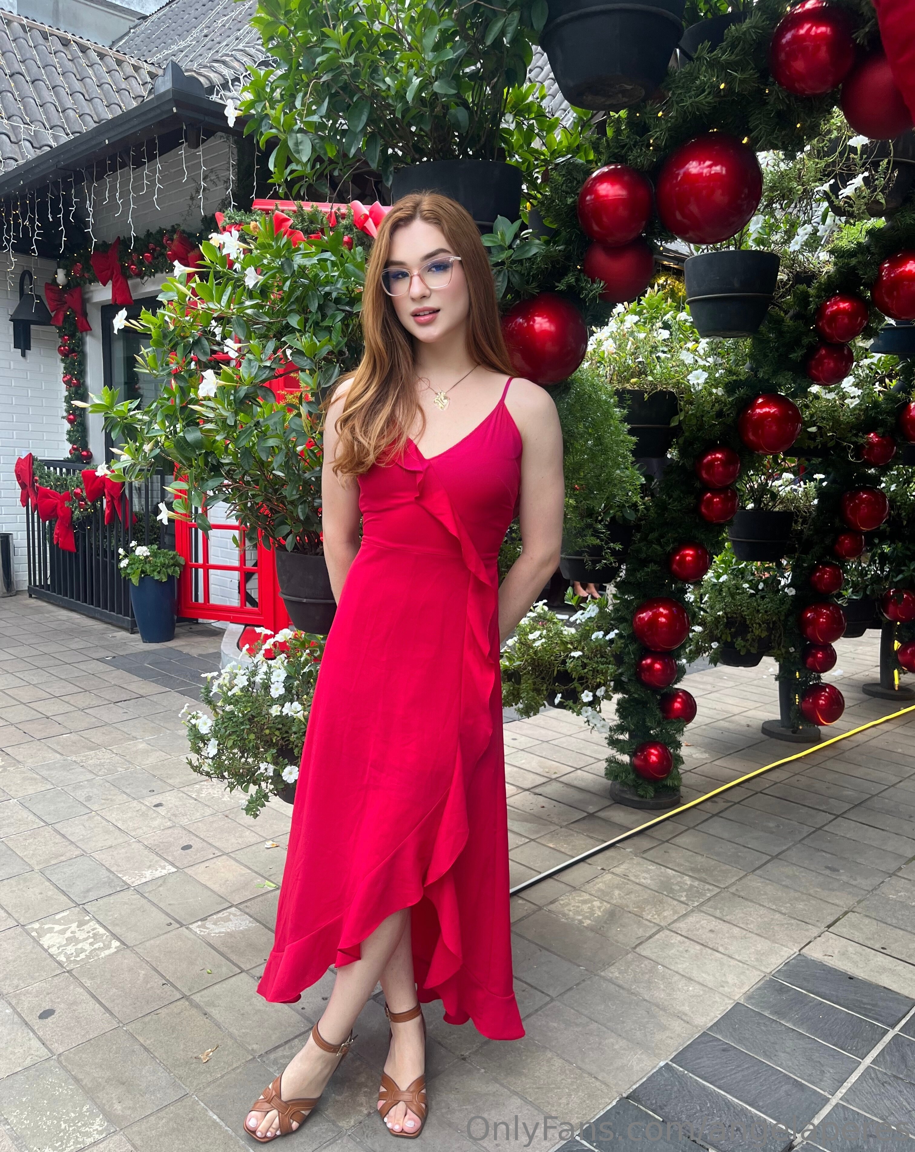 Hot Angela Peres Nude Photos