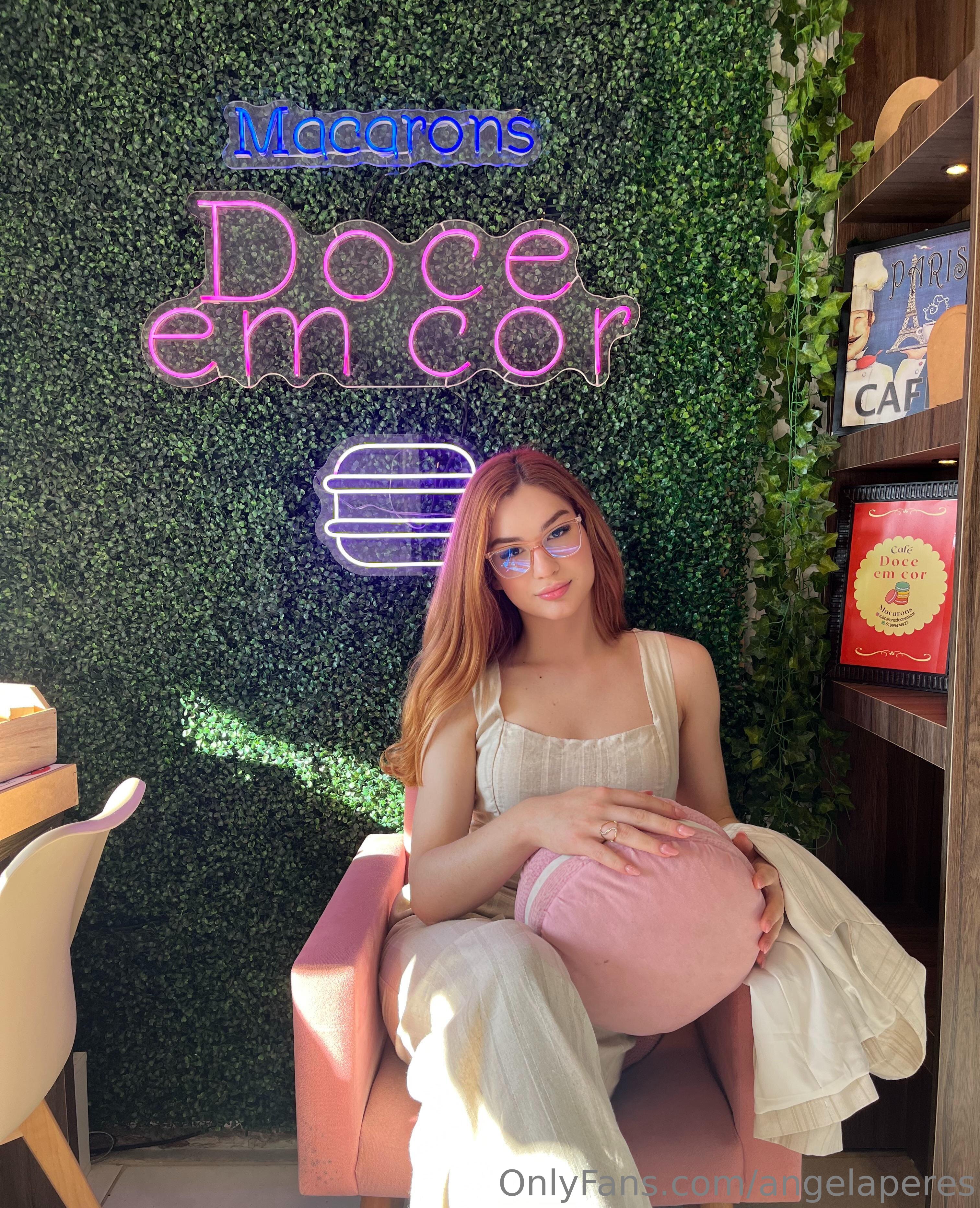 Hot Angela Peres Nude Photos