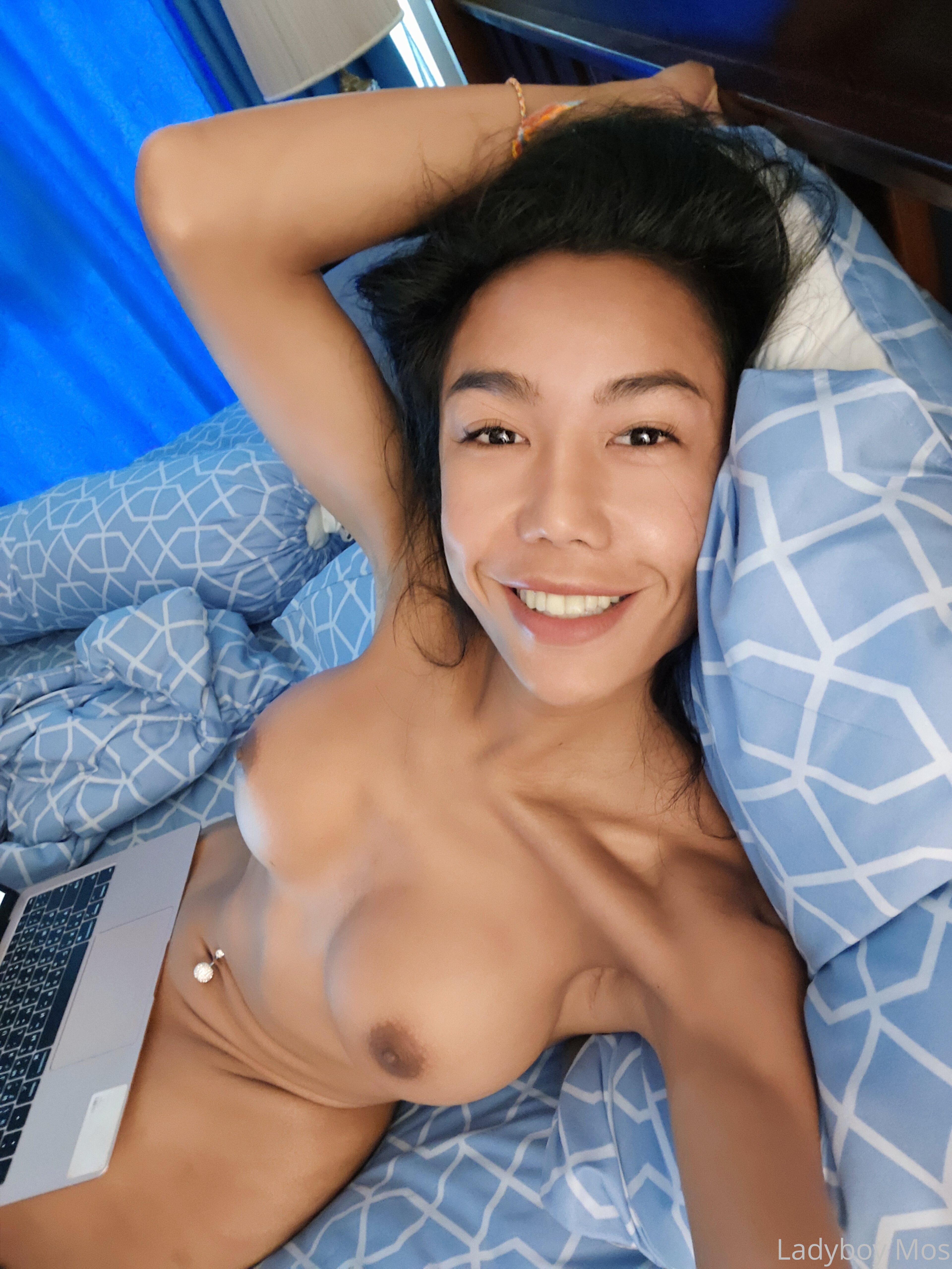 Hot Ladyboy Mos Nude Photos